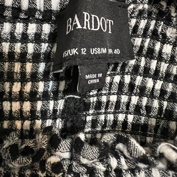 The Cindy Dress by Bardot off the shoulder styling, a fitted shirred top sz 8 - Picture 10 of 11